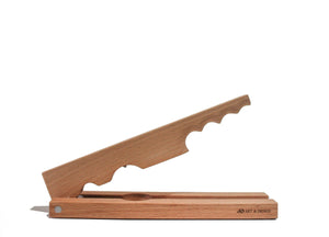 "Ciao-cosky" schiaccianoci artigianale in legno di faggio