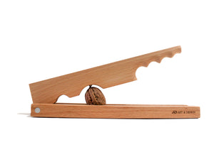 "Ciao-cosky" schiaccianoci artigianale in legno di faggio